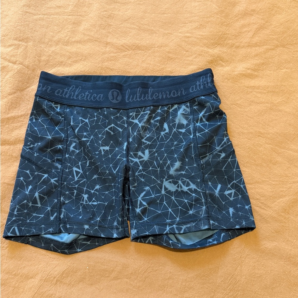 Lululemon Black Geometric Pattern Shorts